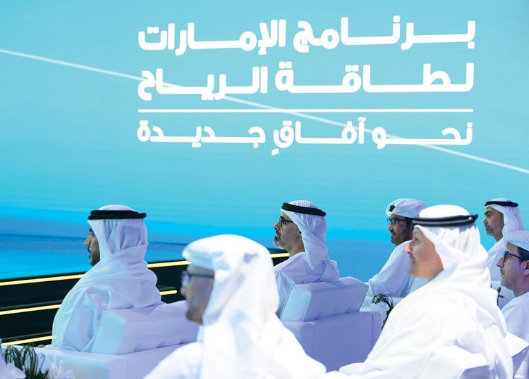 الشيخ خالد بن محمد بن زايد آل نهيان خلال حفل تدشين المشروع