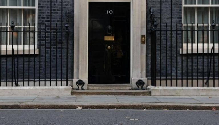  10 داونينغ ستريت حيث مقر رئيس وزراء بريطانيا في لندن