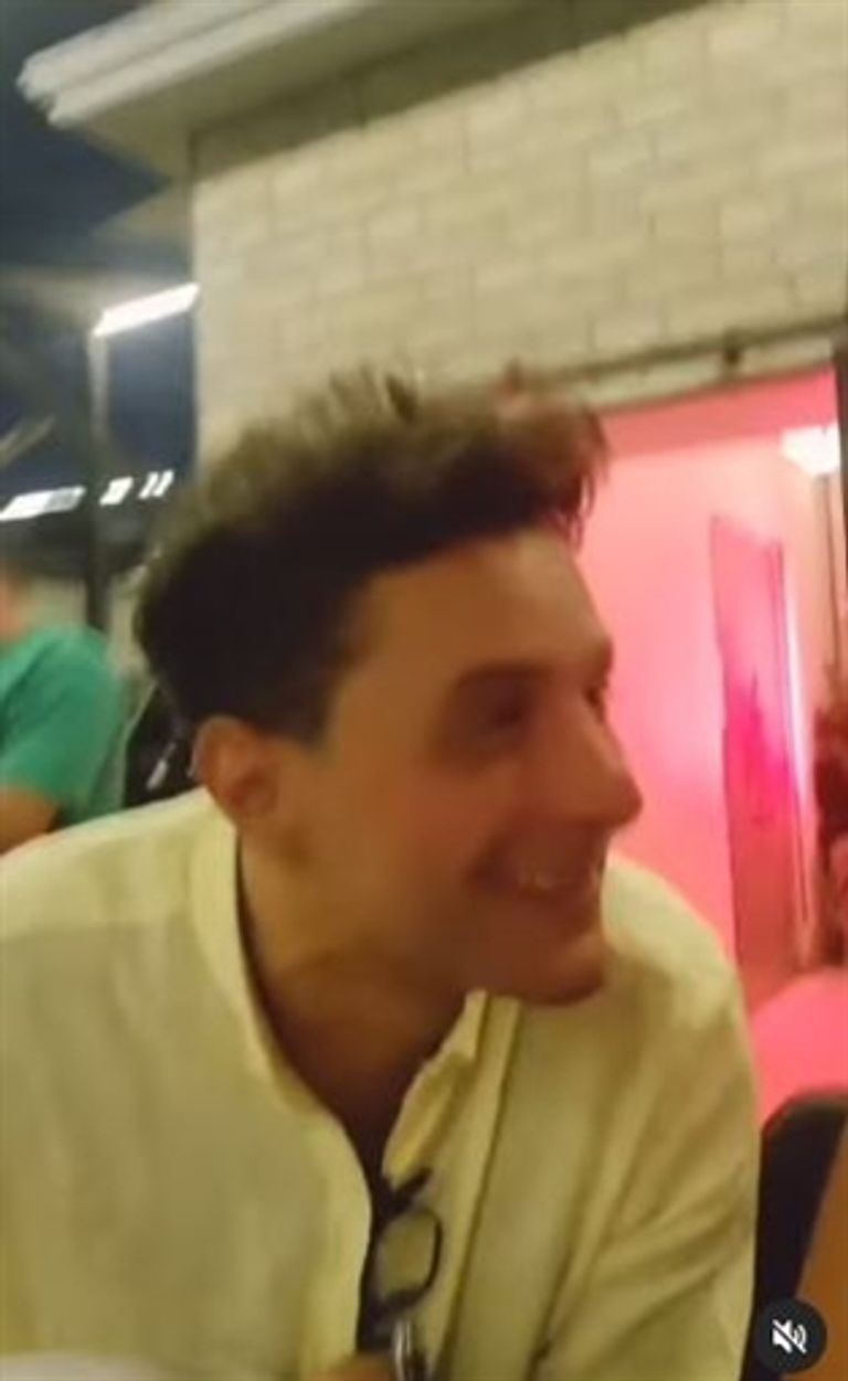 أحمد الفيشاوي يظهر دون وشوم