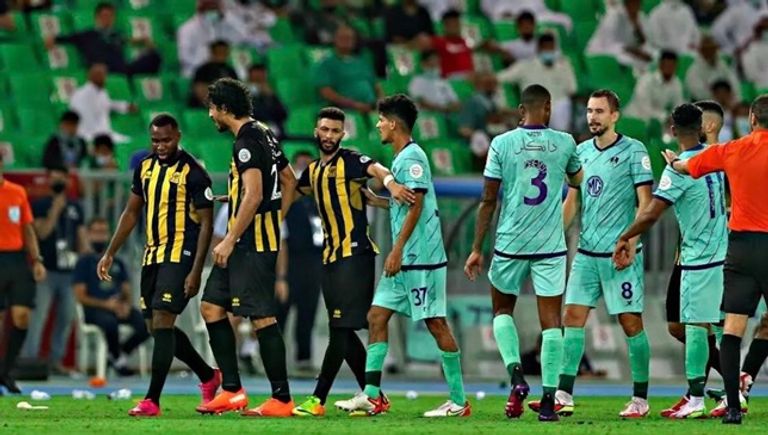 الأهلي والاتحاد الأهلي والاتحاد