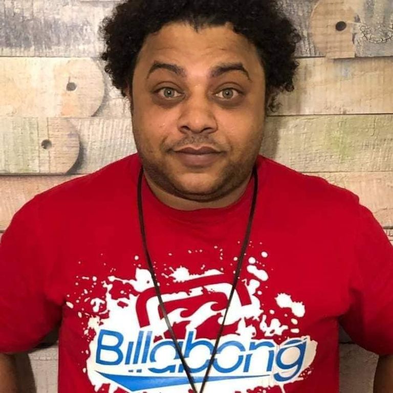 الممثل المصري محمد بطاوي محمد بطاوي مع أشرف عبدالباقي - أرشيفية