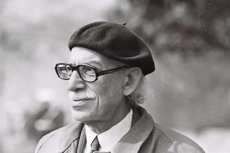 توفيق الحكيم