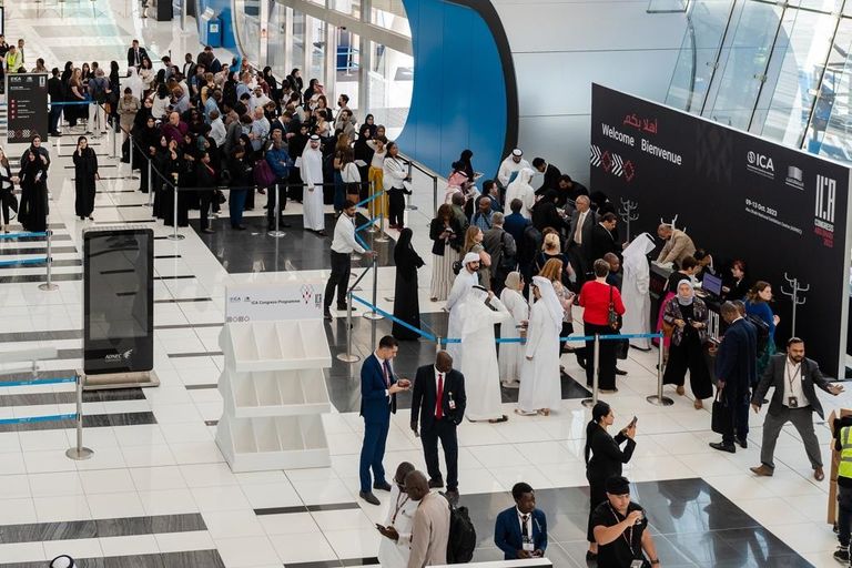 الشيخ منصور بن زايد آل نهيان