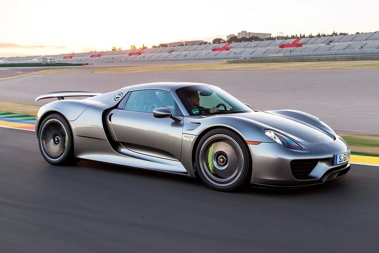Porsche 918 Spyder Lamborghini Revuelto