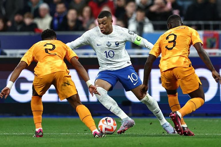 مبابي خلال مباراة فرنسا وهولندا - أرشيفية