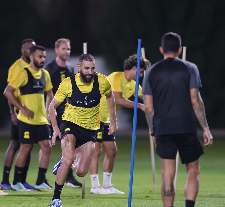 كريم بنزيما في تدريبات الاتحاد السعودي كريم بنزيما في تدريبات الاتحاد السعودي