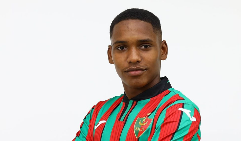 مسلم أناتوف