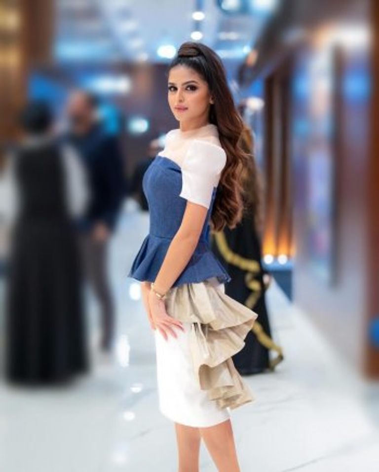  الفنانة البحرينية حلا الترك