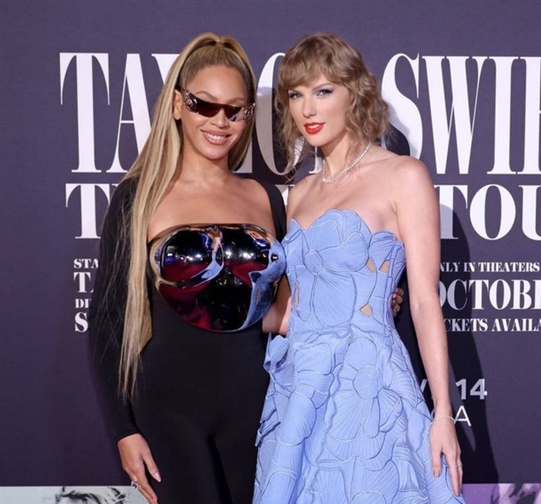 النجمة تايلور سويفت