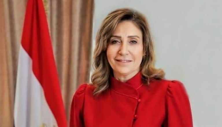 الدكتورة نيفين الكيلاني وزيرة الثقافة المصرية