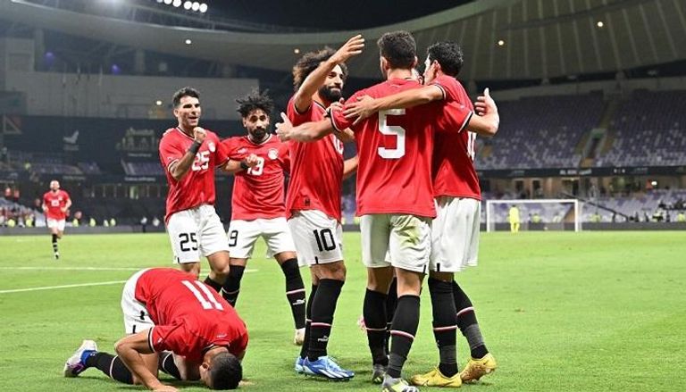 تشكيل منتخب مصر أمام الجزائر
