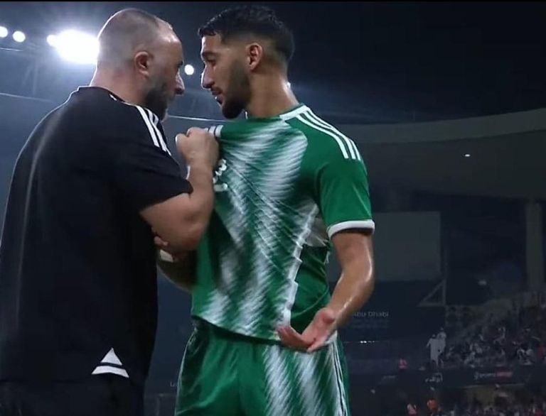 جمال بلماضي وسعيد بن رحمة سعيد بن رحمة لاعب منتخب الجزائر