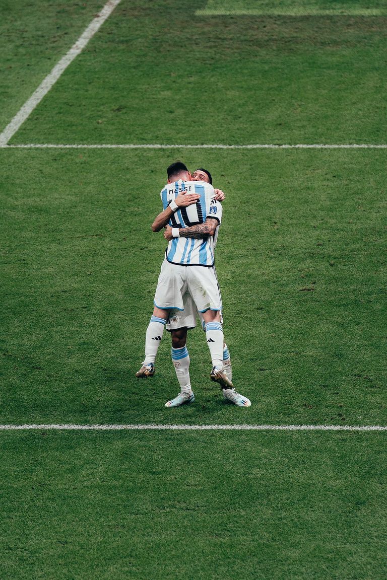 دي ماريا وميسي أنخيل دي ماريا