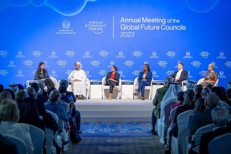 مجالس المستقبل العالمية في دبي- وام