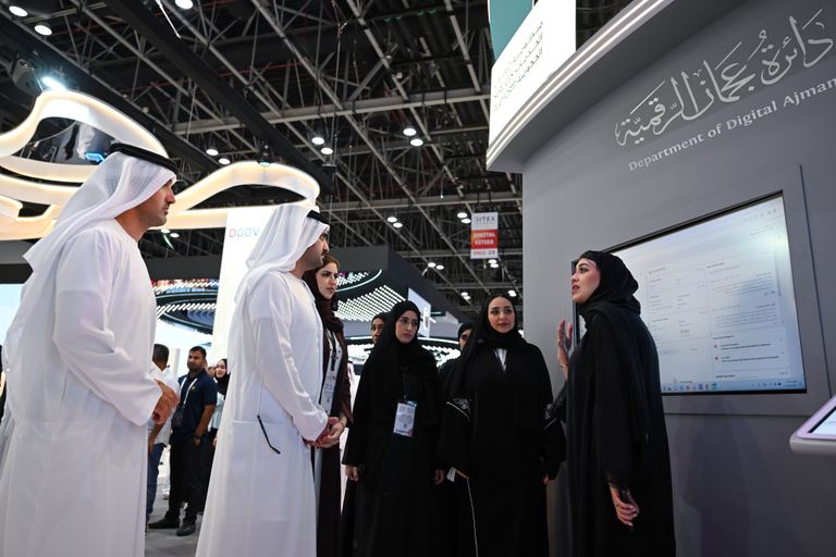 زيارة الشيخ مكتوم بن محمد بن راشد آل مكتوم لمعرض جيتكس