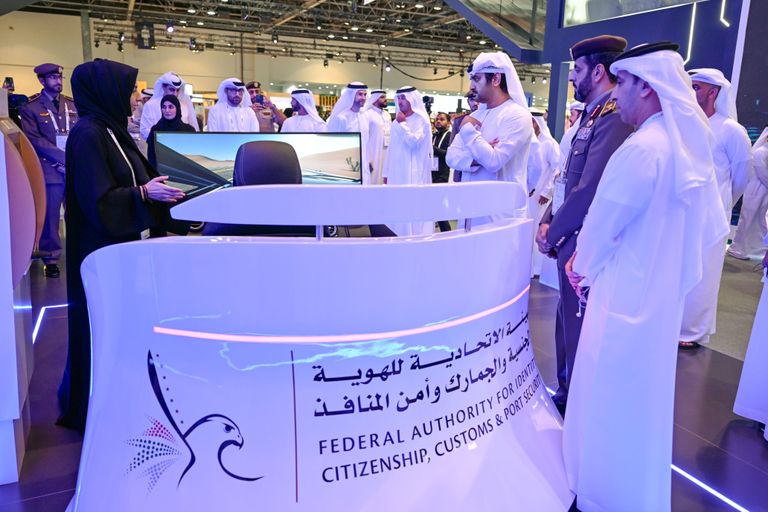 زيارة الشيخ مكتوم بن محمد بن راشد آل مكتوم لمعرض جيتكس