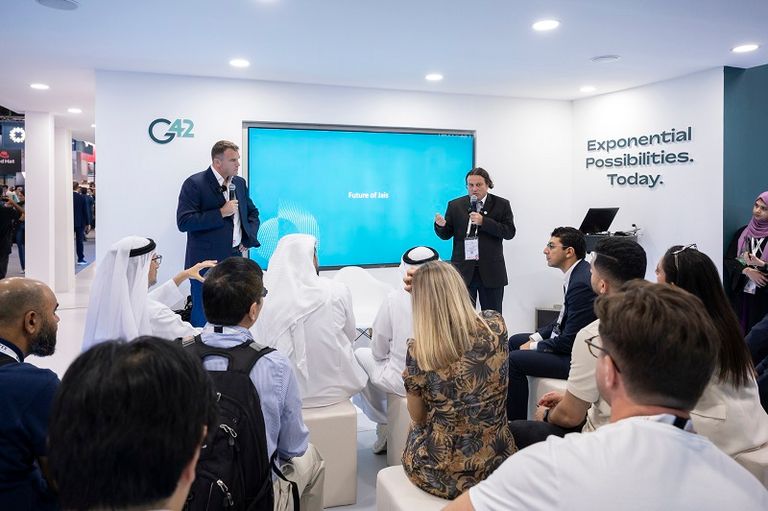 دولة الإمارات تحتل مكانة رائدة في تقنيات الذكاء الاصطناعي التوليدي- وام