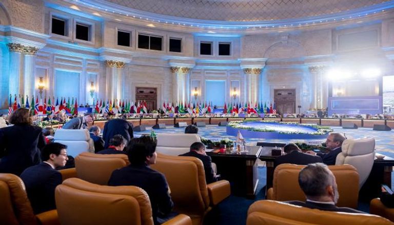 جانب من قمة القاهرة للسلام