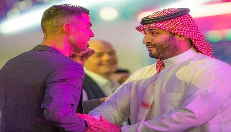 الأمير محمد بن سلمان ولي العهد السعودي رئيس مجلس الوزراء مع كريستيانو رونالدو