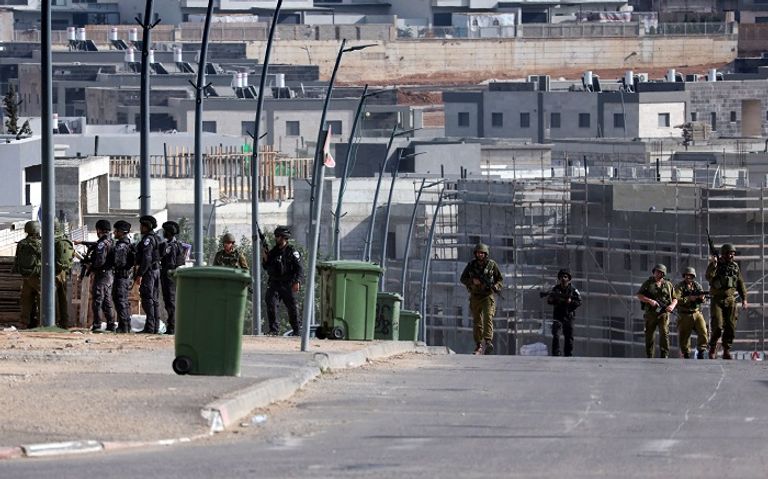 جنود إسرائيليون في سديروت غارة إسرائيلية على قطاع غزة - الفرنسية