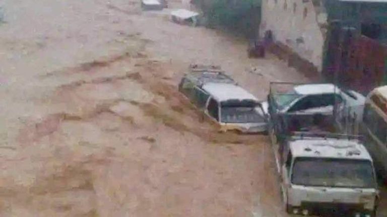 أعاصير وفيضانات في اليمن