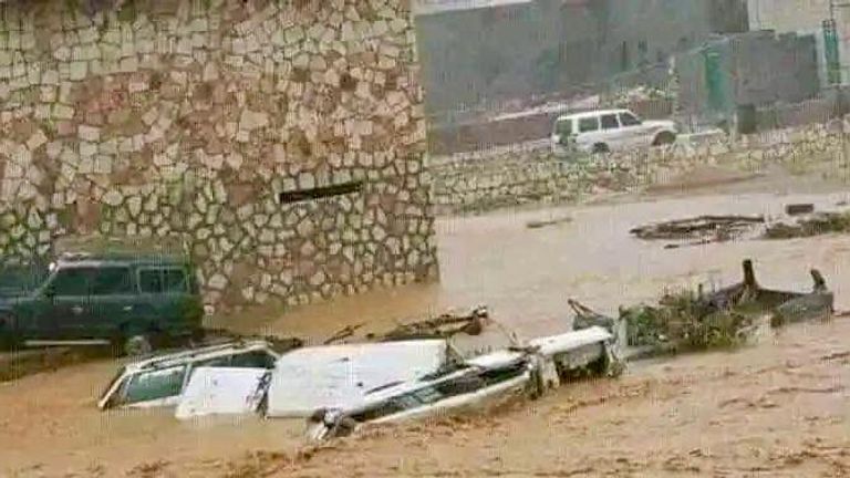 أعاصير وفيضانات في اليمن