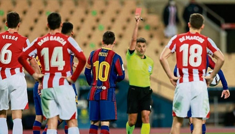 جيل مانزانو يطرد ميسي