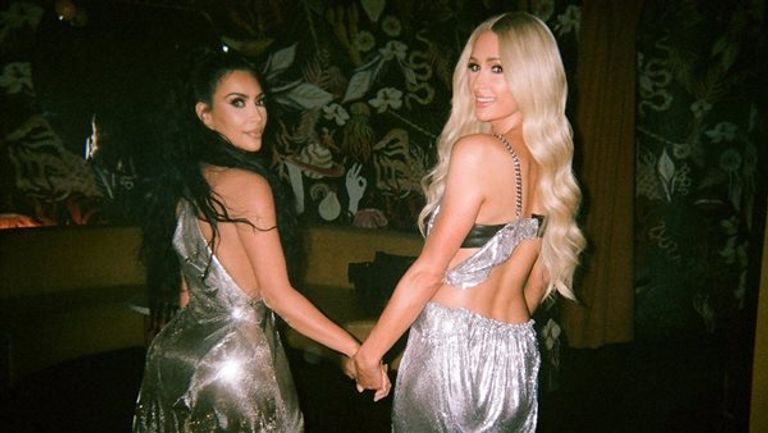  باريس هيلتون  رفقة كيم كارداشيان