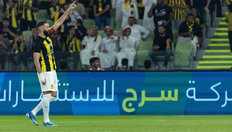 كريم بنزيما قائد الاتحاد السعودي