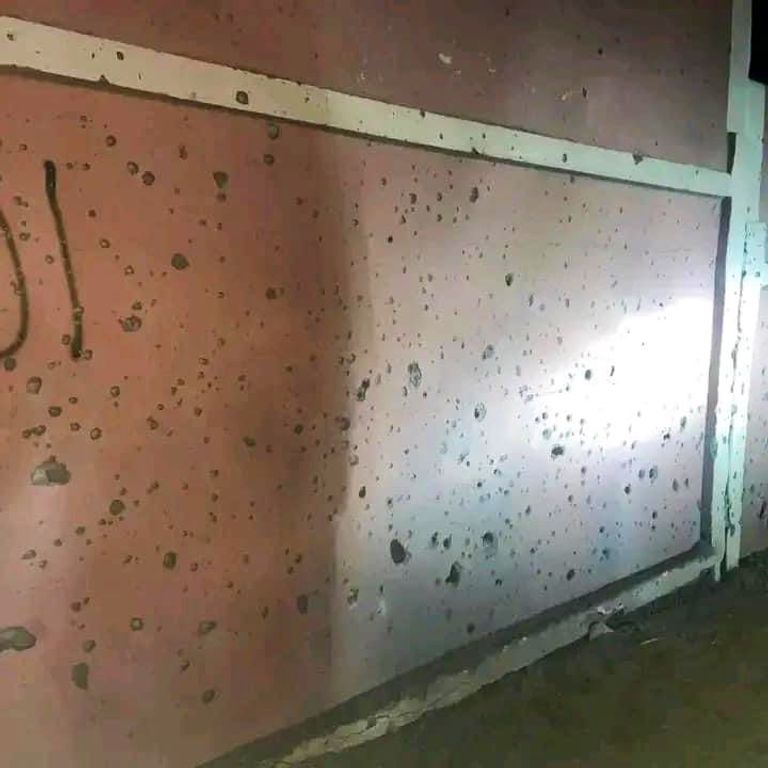 تجمهر للمواطنين بعد الانفجار في السمارةِ