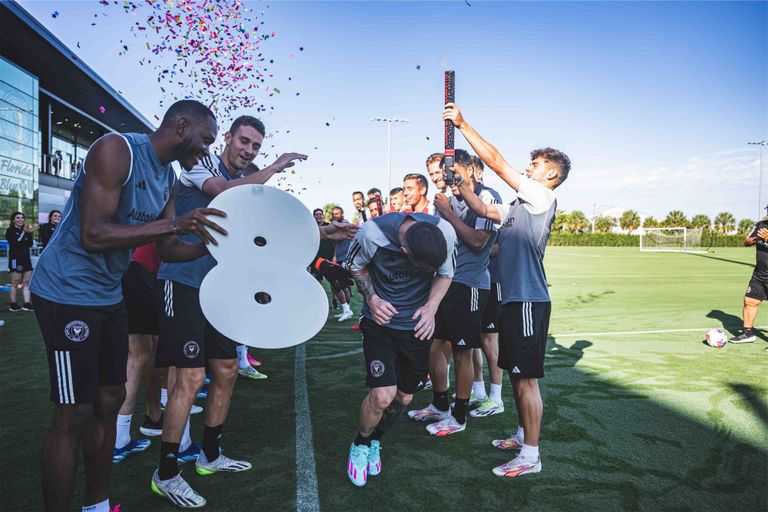 ليونيل ميسي والكرة الذهبية