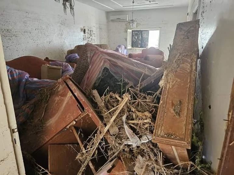 من آثار كارثة 