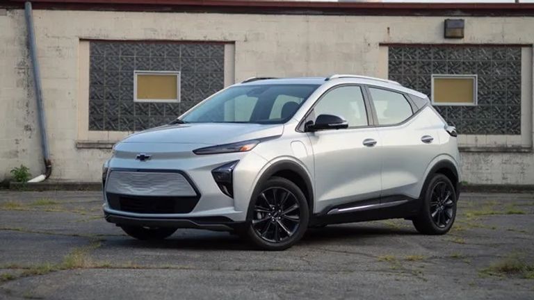 سيارة Chevrolet Bolt EUV 1LT سيارة Chevrolet Bolt EV 1LT