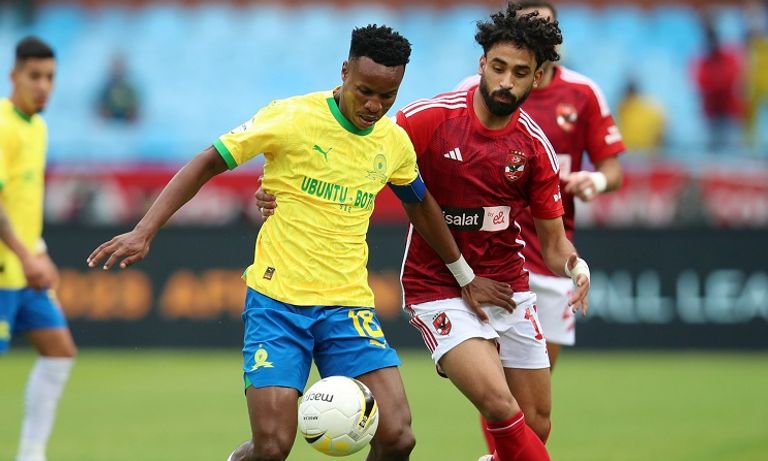 خسارة الأهلي ذهاباً من صن داونز الحكم السنغالي عيسى سي في مباراة الأهلي وصن داونز 5-2