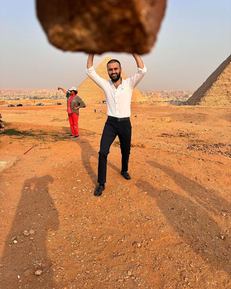 الشيف بوراك يزور أهرامات الجيزة