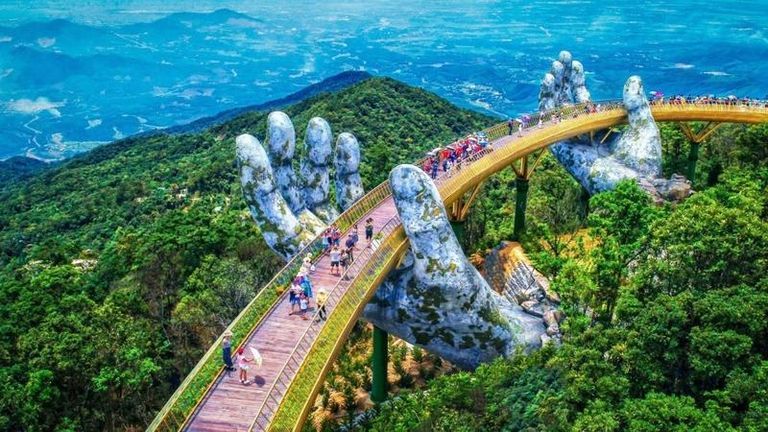 فيتنام أحد الدول الأكثر أمانًا لزياراتها في 2024 أفضل الدول الأكثر أمانًا لزيارتها في 2024