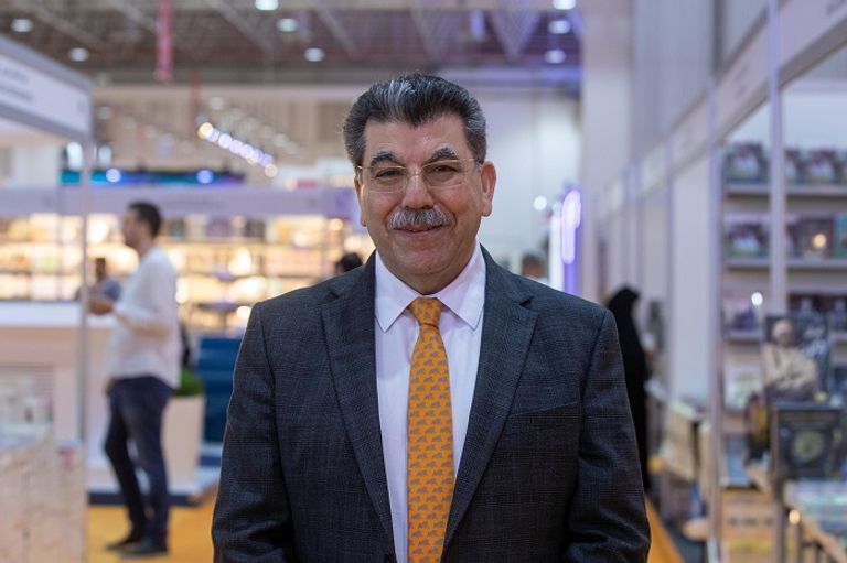 الدكتور وائل فاروق