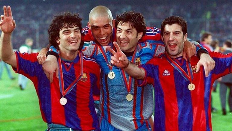 فيغو يحتفل بكأس الكؤوس الأوروبية 97