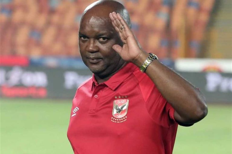 بيتسو موسيماني مدرب الأهلي المصري السابق خوان كارلوس أوسوريو مدرب الزمالك
