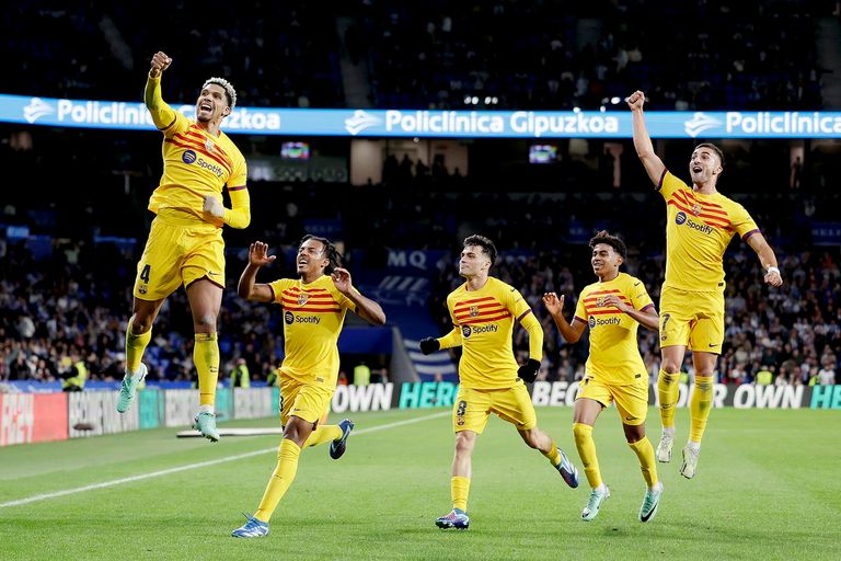 فريق برشلونة الإسباني فريق مانشستر سيتي الإنجليزي