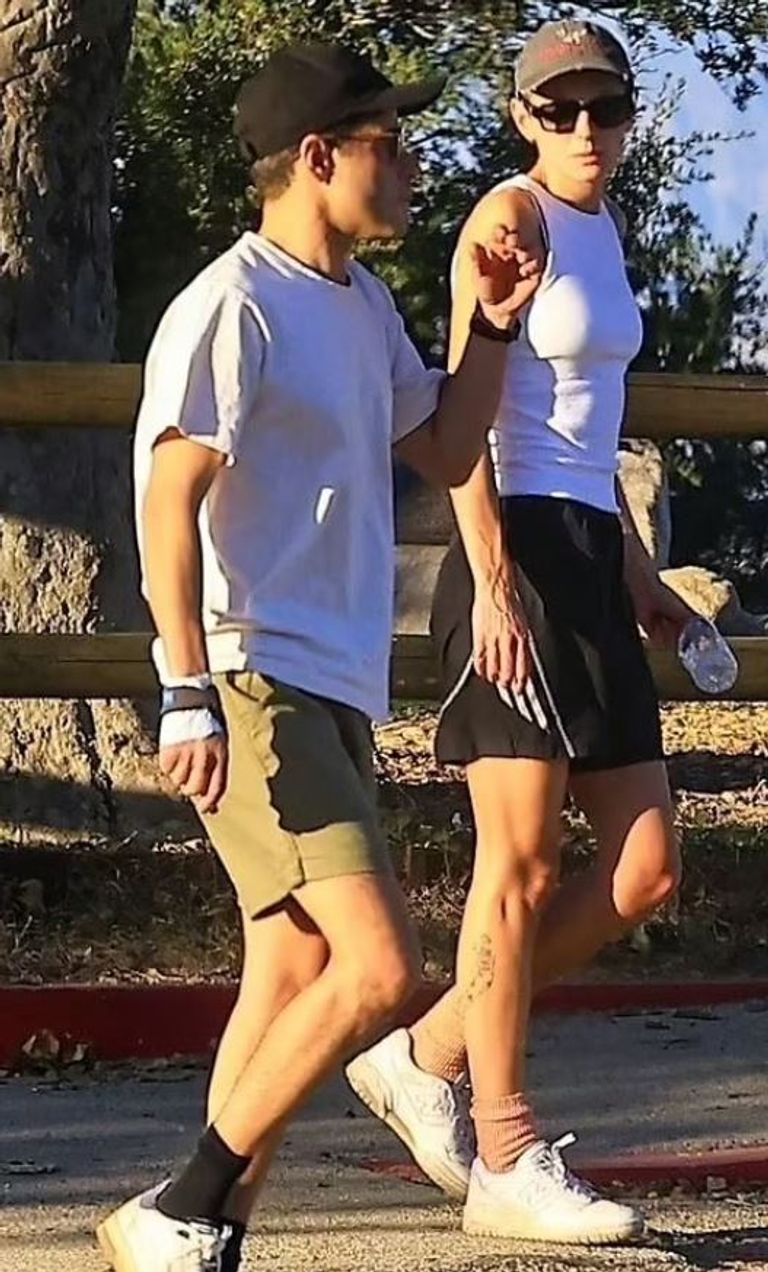 رامي مالك وإيما كورين