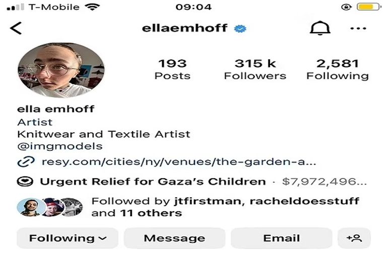 إيلا إيمهوف مع كامالا هاريس