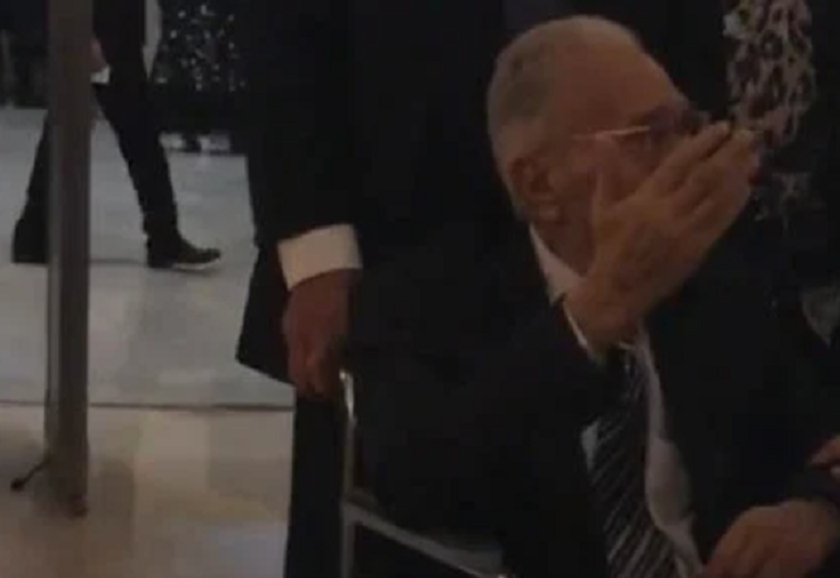 الفنان عبدالرحمن أبوزهرة - أرشيفية