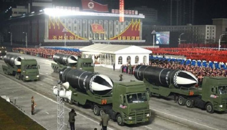 عرض أسلحة متطورة في كوريا الشمالية