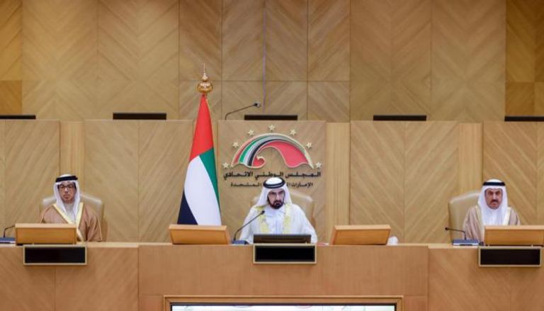 الشيخ محمد بن راشد آل مكتوم خلال افتتاح المجلس