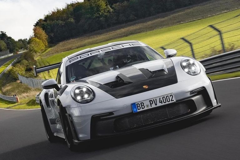Porsche 911 GT2 RS MR
