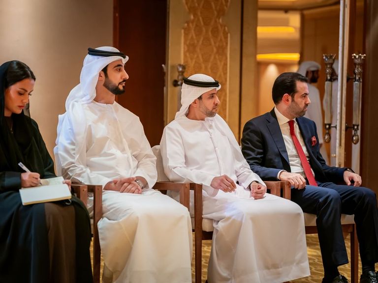 الشيخ عبدالله بن زايد آل نهيان وأمين سر الفاتيكان