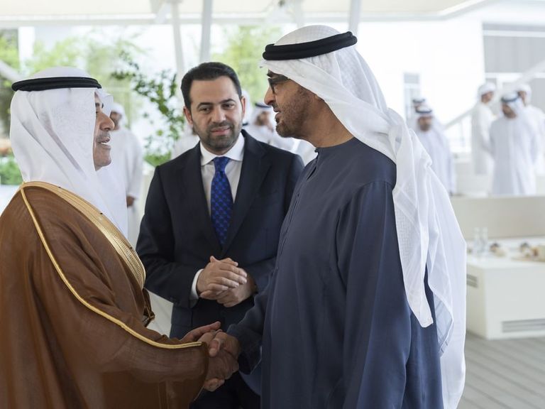 الشيخ محمد بن زايد آل نهيان يستقبل المشاركين في"القمة العالمية لقادة الأديان من أجل المناخ"_ وام