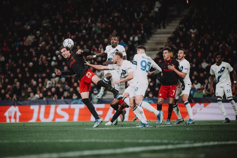 إنتر ميلان الإيطالي حسم تأهله في دوري أبطال أوروبا دوري أبطال أوروبا