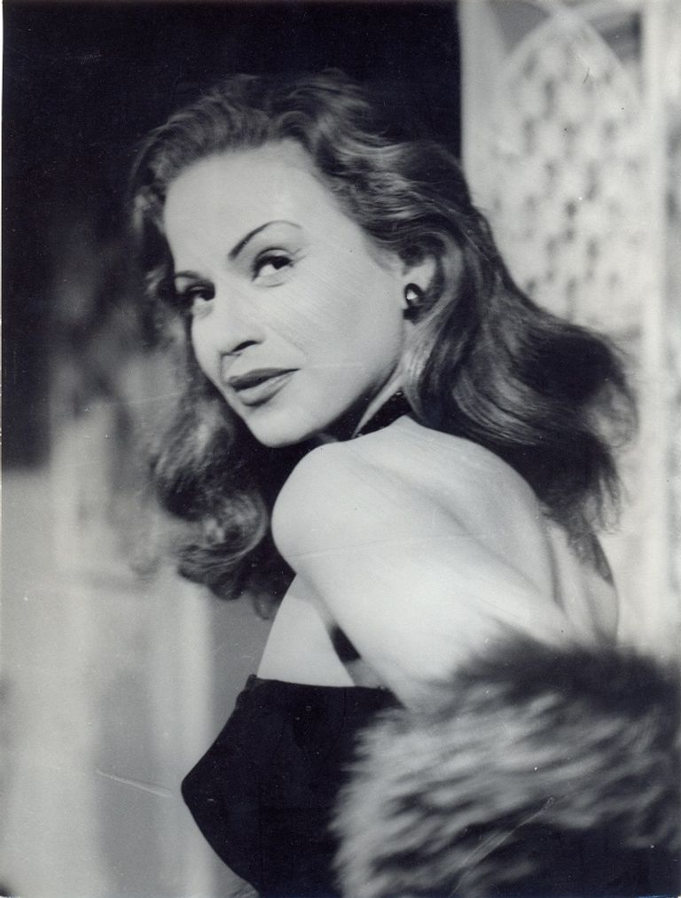 الفنانة الراحلة هند رستم